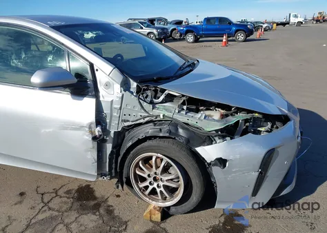 2019 Toyota Prius Le из США, поврежденный, VIN JTDKARFU3K3072929